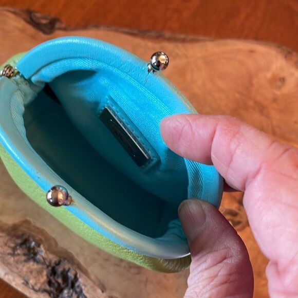 NEW. Talbots Kiss Lock Change Purse - Picture 4 of 8